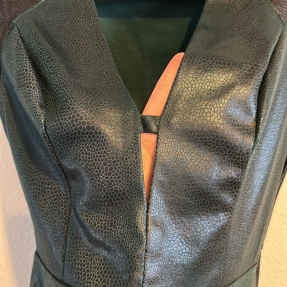 GUESS Python Peplum & Mesh Top - Small - Picture 9 of 11